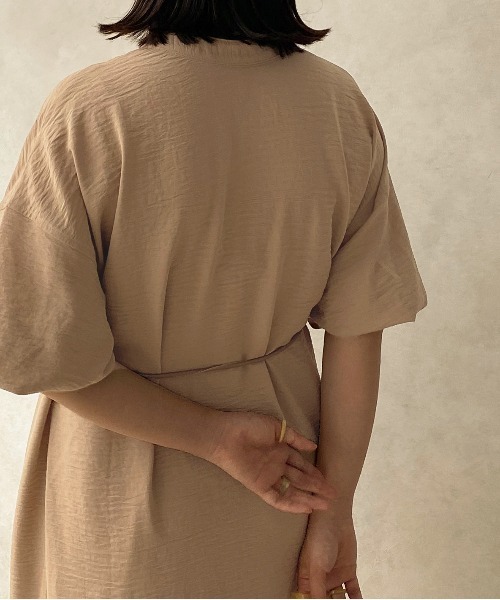 apres jour clair（アプレジュールクレア）の「【apres jour clair】２WAY袖ボリュームワンピース【ZOZOTOWN限定アイテム】（ワンピース・レディース・ベージュ/オフホワイト/アイボリー・X-LARGE/フリー）」の7枚目の写真