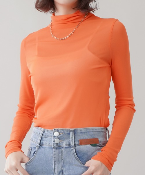 SPINNS（スピンズ）の「シアータートルネックカラーカットソー（Tシャツ/カットソー・レディース・ホワイト/ブラック/パープル/ピンク/ライム/ブルー/オレンジ/アイボリー・ONESIZE）」の8枚目の写真