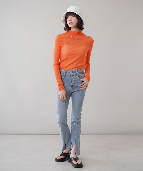 SPINNS（スピンズ）の「シアータートルネックカラーカットソー（Tシャツ/カットソー・レディース・ホワイト/ブラック/パープル/ピンク/ライム/ブルー/オレンジ/アイボリー・ONESIZE）」の13枚目の写真