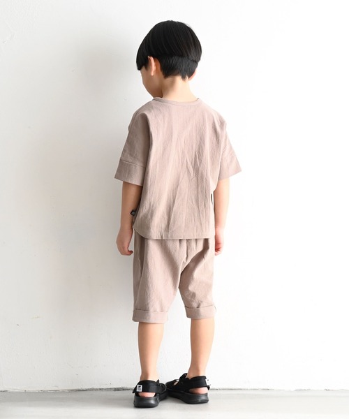 PUPPAPUPO(プッパプーポ)の「スキッパー Tシャツ(Tシャツ/カットソー・キッズ・グレイッシュベージュ/テラコッタ/ブラック・80/90/100/110/140/130/120)」の5枚目の写真