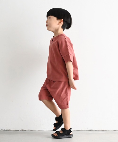 PUPPAPUPO(プッパプーポ)の「スキッパー Tシャツ(Tシャツ/カットソー・キッズ・グレイッシュベージュ/テラコッタ/ブラック・80/90/100/110/140/130/120)」の9枚目の写真