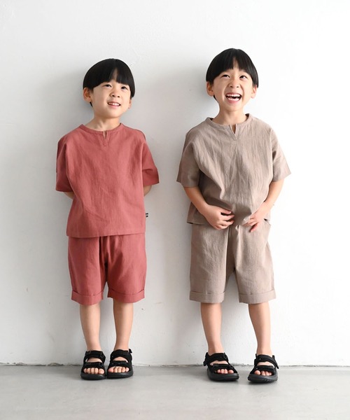 PUPPAPUPO(プッパプーポ)の「スキッパー Tシャツ(Tシャツ/カットソー・キッズ・グレイッシュベージュ/テラコッタ/ブラック・80/90/100/110/140/130/120)」の6枚目の写真
