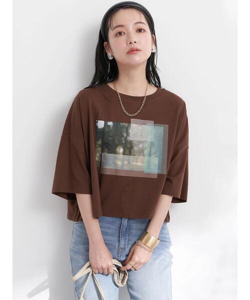 earth music&ecology（アースミュージックアンドエコロジー）の「ショート丈フォトTシャツ（Tシャツ/カットソー・レディース・ブラウン/オフホワイト/ピンクベージュ・FREE）」の21枚目の写真