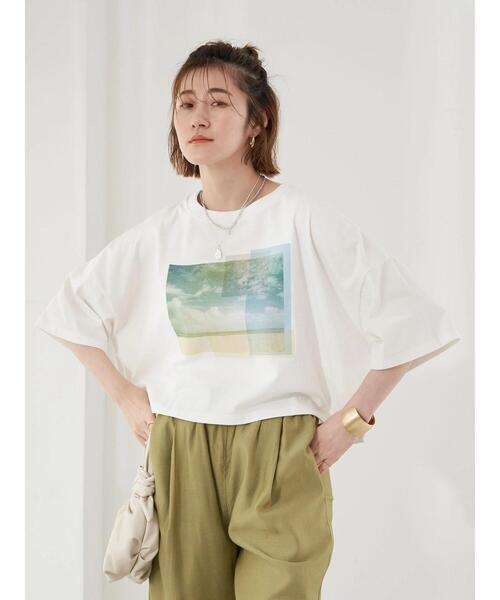 earth music&ecology（アースミュージックアンドエコロジー）の「ショート丈フォトTシャツ（Tシャツ/カットソー・レディース・ブラウン/オフホワイト/ピンクベージュ・FREE）」の6枚目の写真