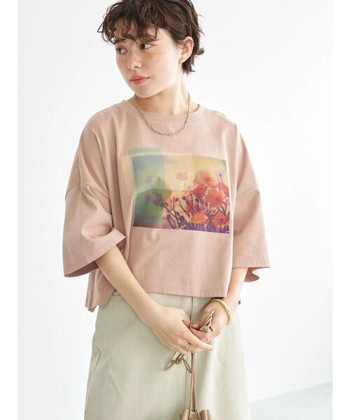 earth music&ecology（アースミュージックアンドエコロジー）の「ショート丈フォトTシャツ（Tシャツ/カットソー・レディース・ブラウン/オフホワイト/ピンクベージュ・FREE）」の15枚目の写真