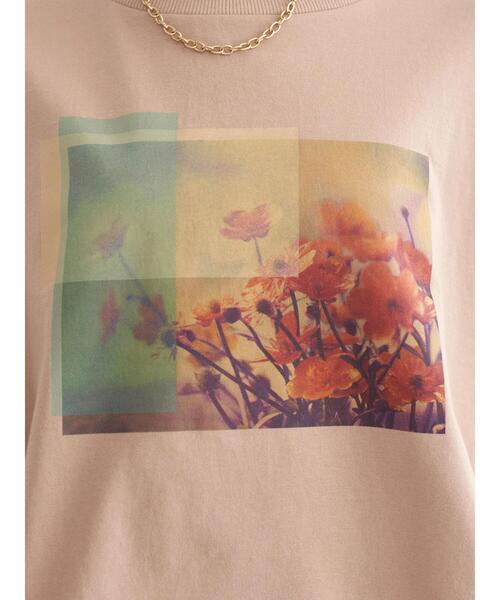 earth music&ecology（アースミュージックアンドエコロジー）の「ショート丈フォトTシャツ（Tシャツ/カットソー・レディース・ブラウン/オフホワイト/ピンクベージュ・FREE）」の17枚目の写真