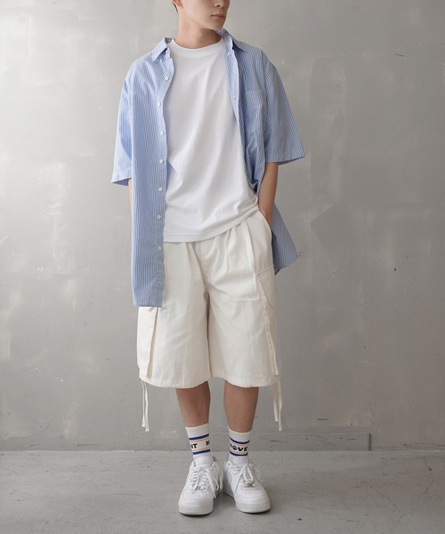 SPINNS(スピンズ)の「【ビッグシルエット】ワイド カーゴショートパンツ(その他パンツ・メンズ・ブラック/オフホワイト/オリーブ・M/L)」の16枚目の写真