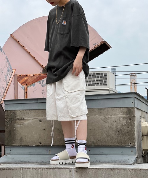 SPINNS(スピンズ)の「【ビッグシルエット】ワイド カーゴショートパンツ(その他パンツ・メンズ・ブラック/オフホワイト/オリーブ・M/L)」の22枚目の写真