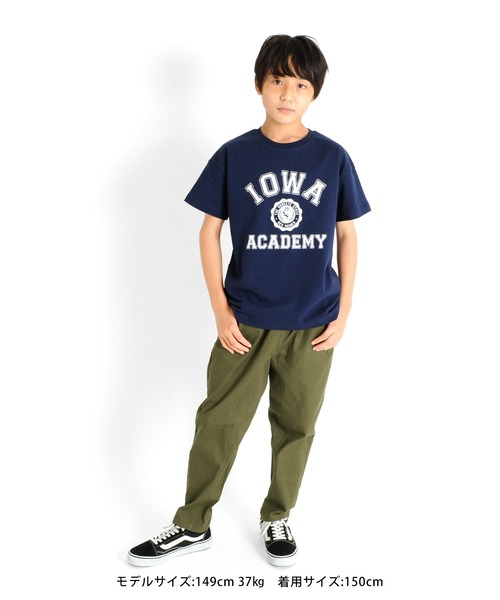GLAZOS(グラソス)の「天竺・USAコットンドロップショルダーカレッジロゴ半袖Tシャツ(Tシャツ/カットソー・キッズ・ブラウン/オフホワイト/ネイビー・170cm/150cm/140cm/130cm/160cm)」の4枚目の写真