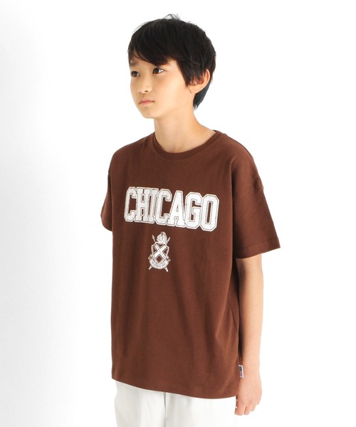 GLAZOS(グラソス)の「天竺・USAコットンドロップショルダーカレッジロゴ半袖Tシャツ(Tシャツ/カットソー・キッズ・ブラウン/オフホワイト/ネイビー・170cm/150cm/140cm/130cm/160cm)」の6枚目の写真