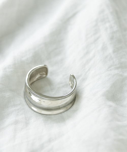 Andemiu（アンデミュウ）の「メタルワイドバングル347866（バングル/リストバンド・レディース・シルバー・FREE）」の11枚目の写真