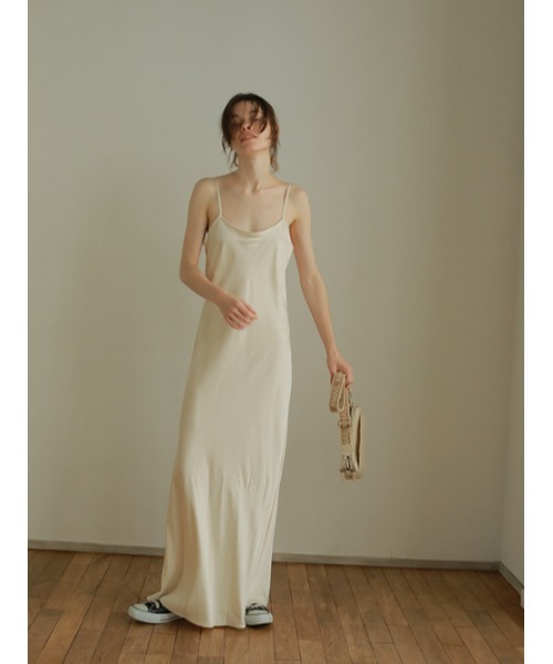 AMAIL(アマイル)の「Nudy maxi dress(ワンピース・レディース・アイボリー/ブラック・FREE)」の3枚目の写真