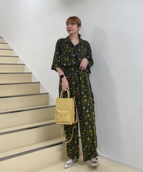 ROSE BUD（ローズバッド）の「ショート丈開襟シャツ（シャツ/ブラウス  