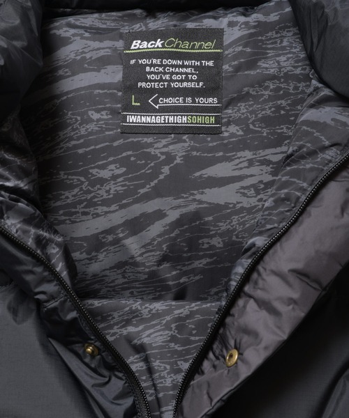 Back Channel（バックチャンネル）の「NANGA DOWN VEST（ダウンベスト・メンズ・ベージュ系/ブラック・MEDIUM/LARGE/X-LARGE/XX-LARGE/SMALL）」の14枚目の写真