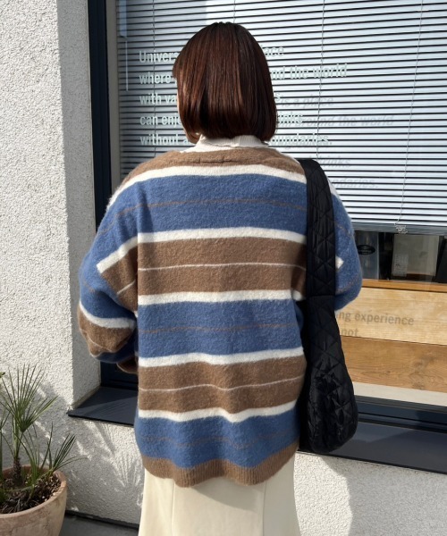 nemne store(ネンネストア)の「ワイドボーダーニットカーディガン(カーディガン/ボレロ・レディース・ピンク/グリーン/ブルー・フリー)」の15枚目の写真