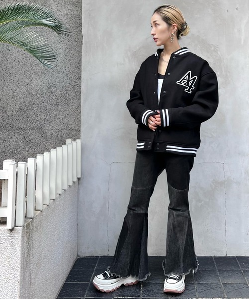 A4A（エーフォーエー）の「A4A/エーフォーエー/CIRCLELOGO JUMPER（スタジャン・レディース・ホワイト/ブラック・M）」の6枚目の写真