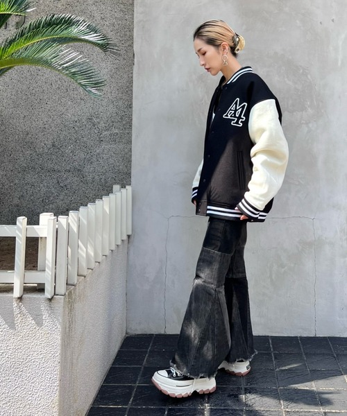 A4A（エーフォーエー）の「A4A/エーフォーエー/CIRCLELOGO JUMPER（スタジャン・レディース・ホワイト/ブラック・M）」の9枚目の写真