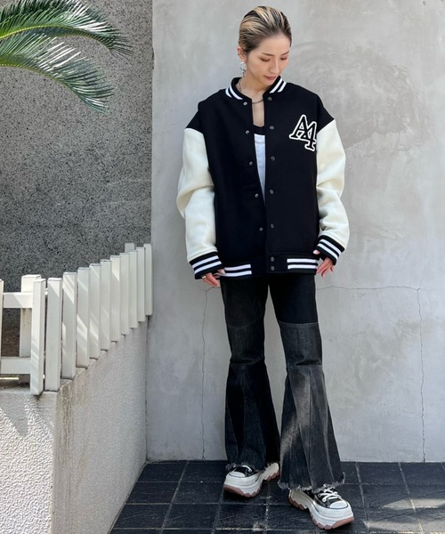 A4A（エーフォーエー）の「A4A/エーフォーエー/CIRCLELOGO JUMPER（スタジャン・レディース・ホワイト/ブラック・M）」の4枚目の写真