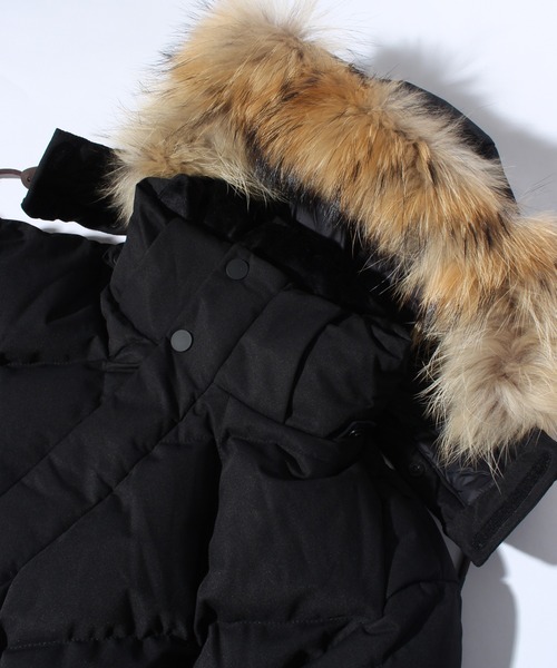 mont-bell（モンベル）の「【mont-bell KOREA/モンベルコリア】ラクーンファー付きフーデッド アーバンダウンジャケット（ダウンジャケット/コート・メンズ・ブラック・95/105/100）」の7枚目の写真