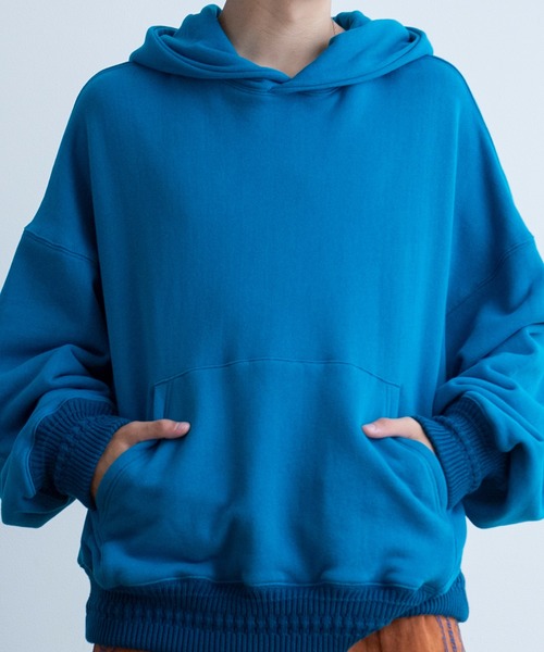 Universal Style Wear(ユニバーサルスタイルウェア)の「Universal Style Wear ビッグ ドルマン パーカー(パーカー・メンズ・ブルー系/ライトパープル/イエロー/オフホワイト・MEDIUM/LARGE/X-LARGE)」の19枚目の写真