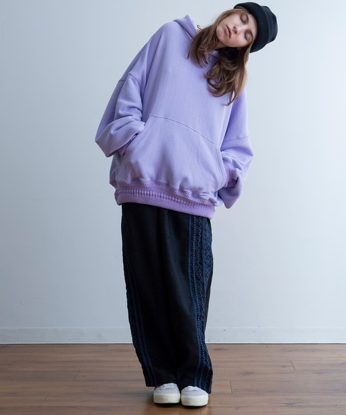 Universal Style Wear(ユニバーサルスタイルウェア)の「Universal Style Wear ビッグ ドルマン パーカー(パーカー・メンズ・ブルー系/ライトパープル/イエロー/オフホワイト・MEDIUM/LARGE/X-LARGE)」の10枚目の写真