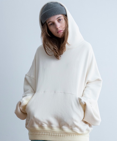 Universal Style Wear(ユニバーサルスタイルウェア)の「Universal Style Wear ビッグ ドルマン パーカー(パーカー・メンズ・ブルー系/ライトパープル/イエロー/オフホワイト・MEDIUM/LARGE/X-LARGE)」の16枚目の写真