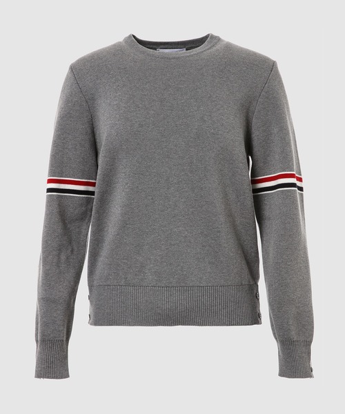 THOM BROWNE（トムブラウン）の「MILANO STITCH CREW NECK PULLOVER W/ RWB STRIPE SLEEVES IN COTTON（ニット/セーター・メンズ・ホワイト/ライトグレー/ネイビー・1/2）」の2枚目の写真