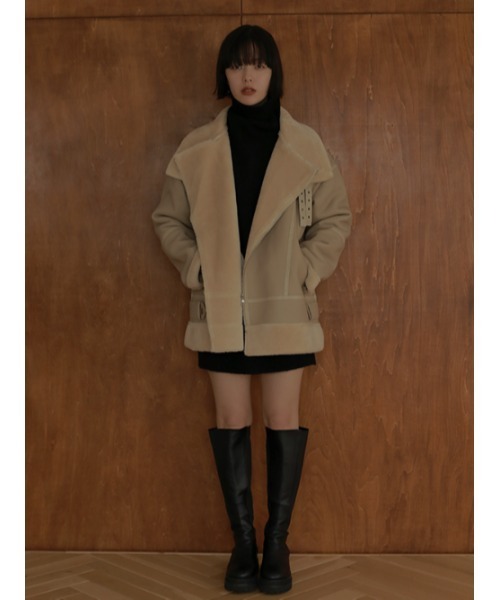 AMAIL（アマイル）の「Cafelatte mouton コート（ムートンコート・レディース・ベージュ/ブラック・FREE）」の5枚目の写真