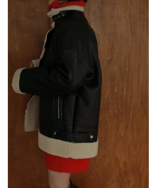 AMAIL（アマイル）の「Cafelatte mouton コート（ムートンコート・レディース・ベージュ/ブラック・FREE）」の11枚目の写真