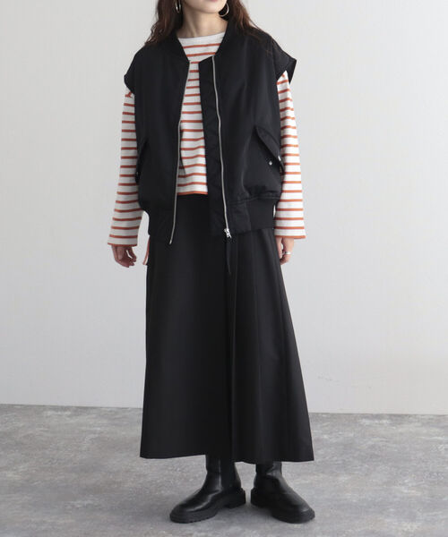 fredy emue(フレディエミュ)の「MA-1ベスト(ブルゾン・レディース・アイボリー/カーキ/ブラック・38)」の14枚目の写真