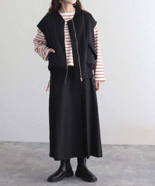 fredy emue(フレディエミュ)の「MA-1ベスト(ブルゾン・レディース・アイボリー/カーキ/ブラック・38)」の15枚目の写真