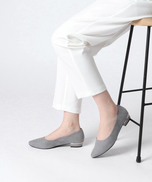 ESPERANZA(エスペランサ)の「好評につきカラー追加<歩きやすい、疲れにくい、痛くない>クッションフラットヒールパンプス(パンプス・レディース・ライトグリーン/ブラック系/こしょう色系1/ブラック/ベージュ/グレイッシュベージュ/ブラック系8/ピンクベージュ/ブラック系3/グレー系3/ベージュ系/ブラック系4/シルバー系2/ブルー系2/ゴールド系2/ブラック系5・21.5cm/22.0cm/22.5cm/23.0cm/23.5cm/24.0cm/24.5cm/25.0cm)」の9枚目の写真