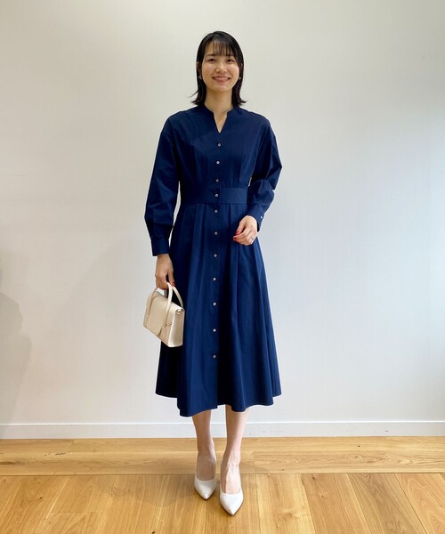 OPAQUE.CLIP（オペークドットクリップ）の「◆フィット&フレア シャツワンピース（ワンピース・レディース・ネイビー/オフホワイト/サンドベージュ・38/40/42/36）」の10枚目の写真