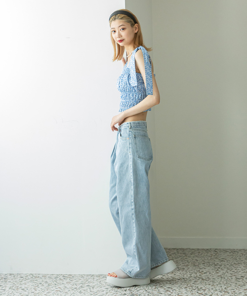 U by SPICK&SPAN（ユーバイスピックアンドスパン）の「LIBERTY プリントギャザーブラウス（シャツ/ブラウス・レディース・ブルー・FREE）」の3枚目の写真