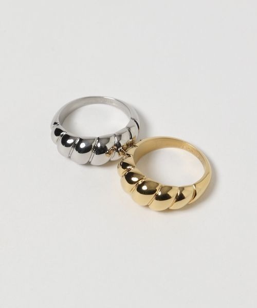 JEANASIS（ジーナシス）の「【ステンレス】ツイストボリュームリング/185685（リング・レディース・シルバー/ゴールド・MEDIUM/LARGE）」の9枚目の写真