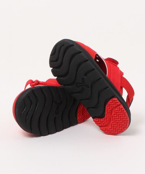PUMA（プーマ）の「《PUMA》プーマ エボルブ サンダル AC インファント（サンダル・キッズ・バイオレット/ダークブルー/ブラック/レッド・13.0cm/14.0cm/15.0cm/16.5cm/15.5cm/14.5cm）」の5枚目の写真