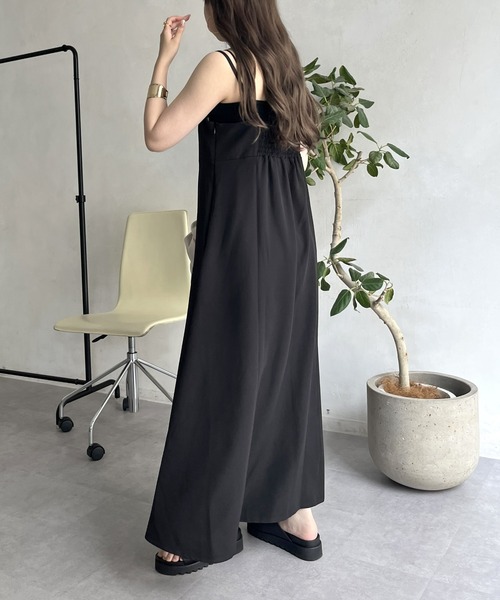 prose verse（プロズヴェール）の「2wayストラップフレアキャミワンピース（ワンピース・レディース・ブラック・MEDIUM）」の14枚目の写真