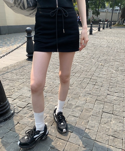 Vipoa(ヴィポア)の「インナーショーツ付きスウェットミニスカート(スカート・レディース・ブラック/ホワイト/グレー・FREE)」の3枚目の写真