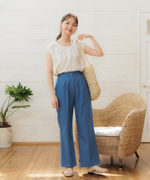 flower（フラワー）の「レディノースリーブブラウス（シャツ/ブラウス・レディース・ベージュ/アイボリー・FREE）」の22枚目の写真