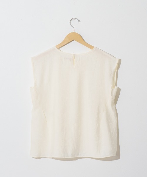 flower（フラワー）の「レディノースリーブブラウス（シャツ/ブラウス・レディース・ベージュ/アイボリー・FREE）」の16枚目の写真