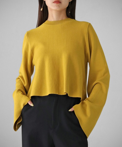 cheriella(シェリエラ)の「【cheriella】WEB限定バックレースアップショートニット(ニット/セーター・レディース・マスタード/グレイッシュベージュ/アイボリー/ブラック・M)」の8枚目の写真