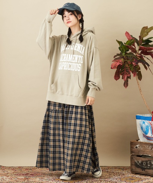 CUBE SUGAR（キューブシュガー）の「空紡糸スウェットロゴプリントプルオーバーパーカー（パーカー・レディース・ベージュ/マルチ/ピンク/ブルー/ホワイト・M）」の14枚目の写真