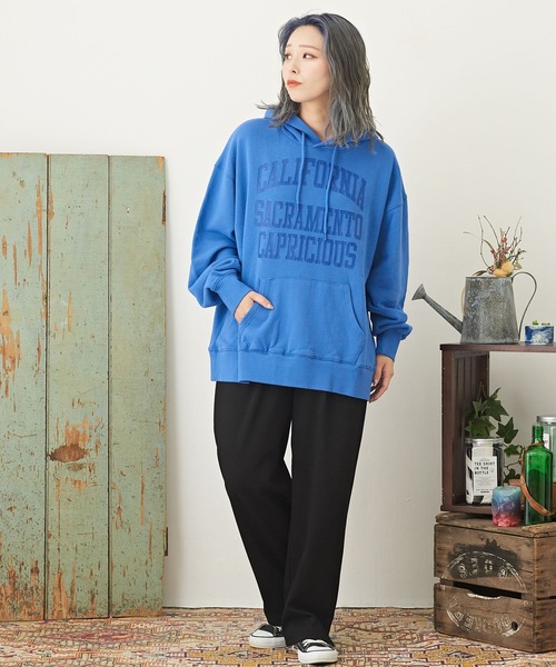 CUBE SUGAR（キューブシュガー）の「空紡糸スウェットロゴプリントプルオーバーパーカー（パーカー・レディース・ベージュ/マルチ/ピンク/ブルー/ホワイト・M）」の20枚目の写真