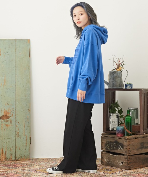 CUBE SUGAR（キューブシュガー）の「空紡糸スウェットロゴプリントプルオーバーパーカー（パーカー・レディース・ベージュ/マルチ/ピンク/ブルー/ホワイト・M）」の21枚目の写真