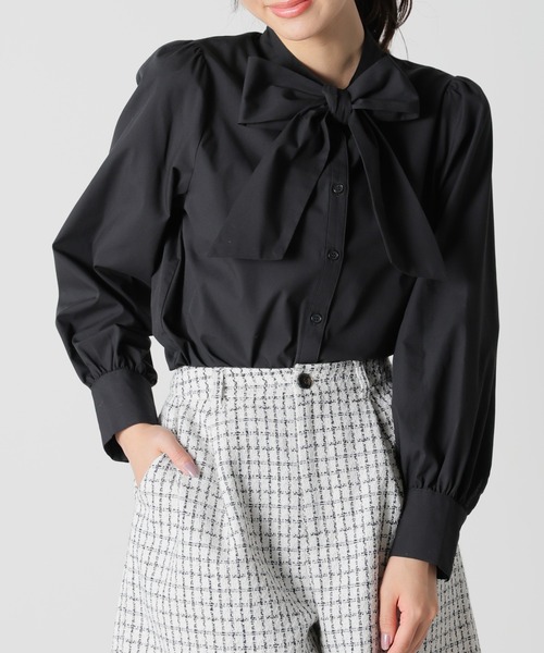 Honeys(ハニーズ)の「ボウタイブラウス(シャツ/ブラウス・レディース・ブラック/ホワイト/ブルー系その他/ホワイト系その他・S/LL/M/3L/L)」の3枚目の写真