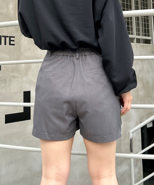 INGNI（イング）の「センターシームショート／パンツ（その他パンツ・レディース・グレー/ブラック・FREE）」の6枚目の写真