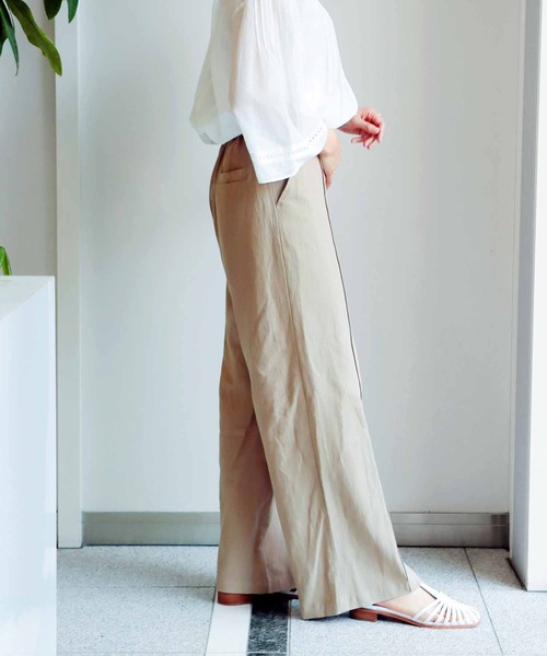 Jines（ジネス）の「リネンクロス センターピンタックパンツ（その他パンツ・レディース・ベージュ/ミント/ネイビー・38）」の6枚目の写真