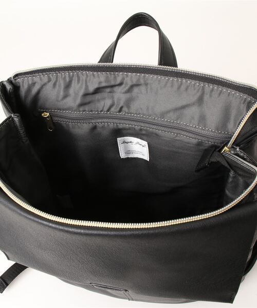 and it_（アンドイット）の「Legato Largo ネオノスタルジック A４リュック（バックパック/リュック・レディース・ブラック/キャメル/ライトベージュ/グレイッシュベージュ・FREE）」の7枚目の写真