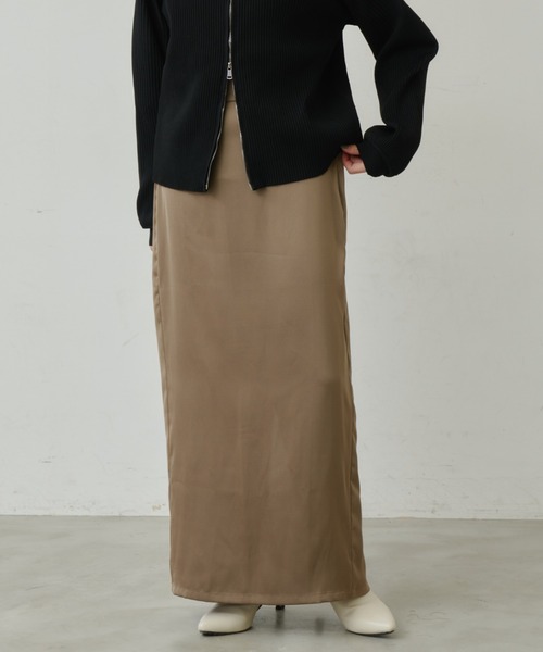 Aunt Marie's（アントマリーズ）の「【サイズ展開あり】サテンナロースカート/セットアップ対応（スカート・レディース・ベージュ/ブラック/モカ・FREE/MT）」の15枚目の写真
