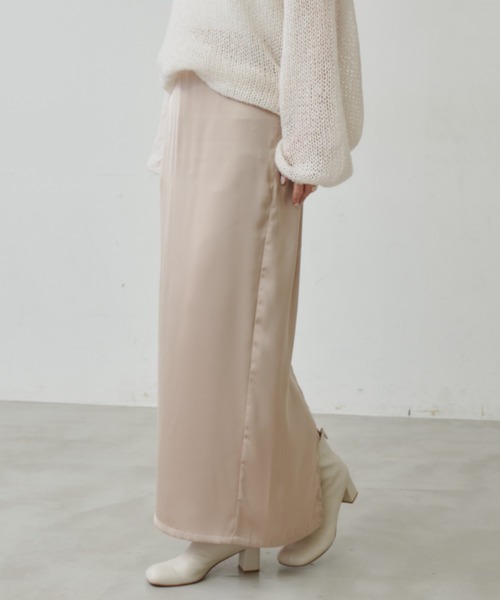 Aunt Marie's（アントマリーズ）の「【サイズ展開あり】サテンナロースカート/セットアップ対応（スカート・レディース・ベージュ/ブラック/モカ・FREE/MT）」の19枚目の写真